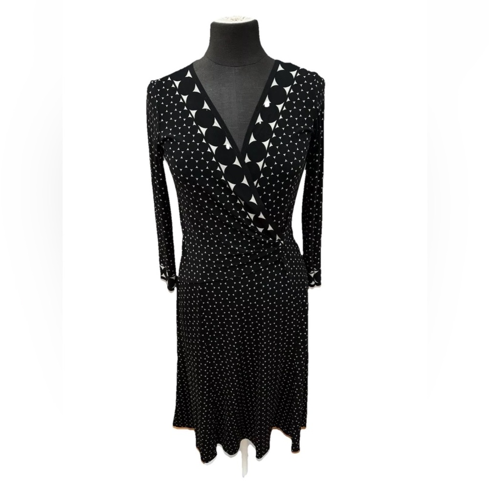 Donna Morgan‎ Women’s Black white geometric pattern V-neck wrap style dress SZ 6